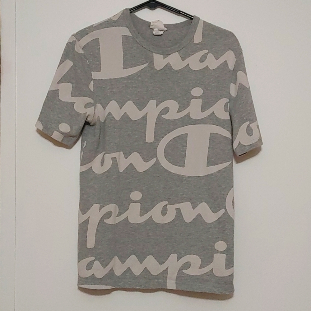 Champion t shirt